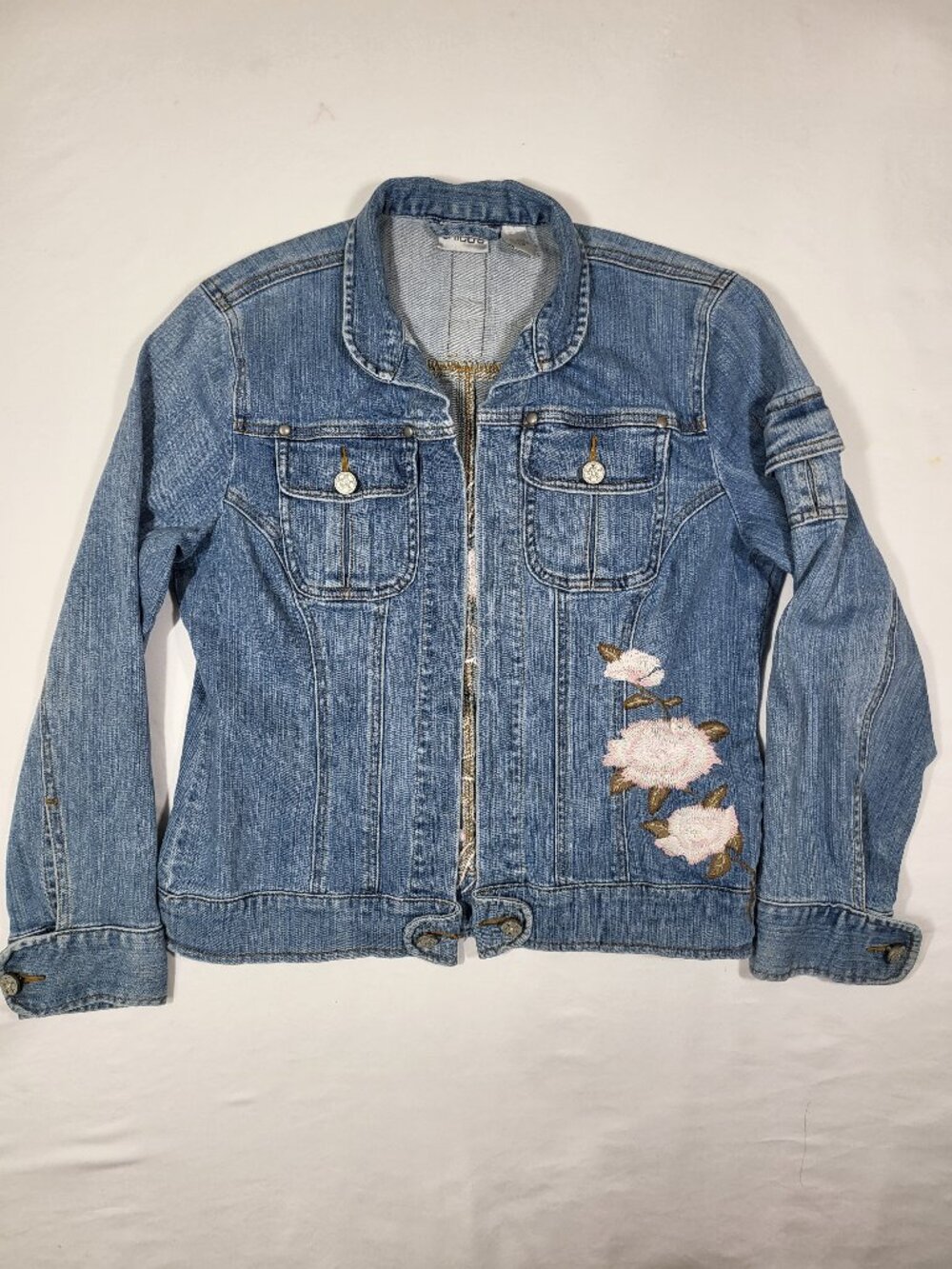 Chico's Embroidered Floral Asian Characters Denim Jacket Stretch Size 1 / M